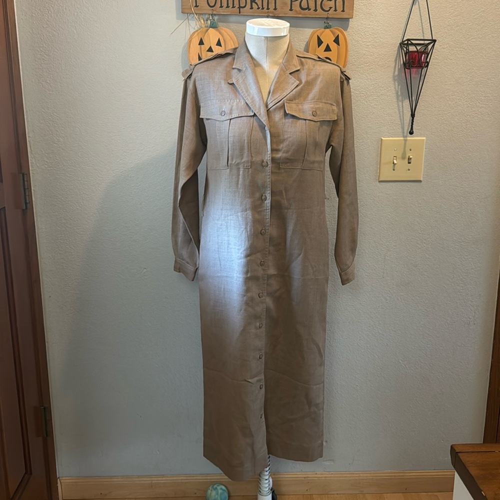JG Hook vintage shirt dress tan color